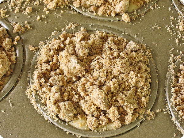 spicy-pear-cupcakes-9